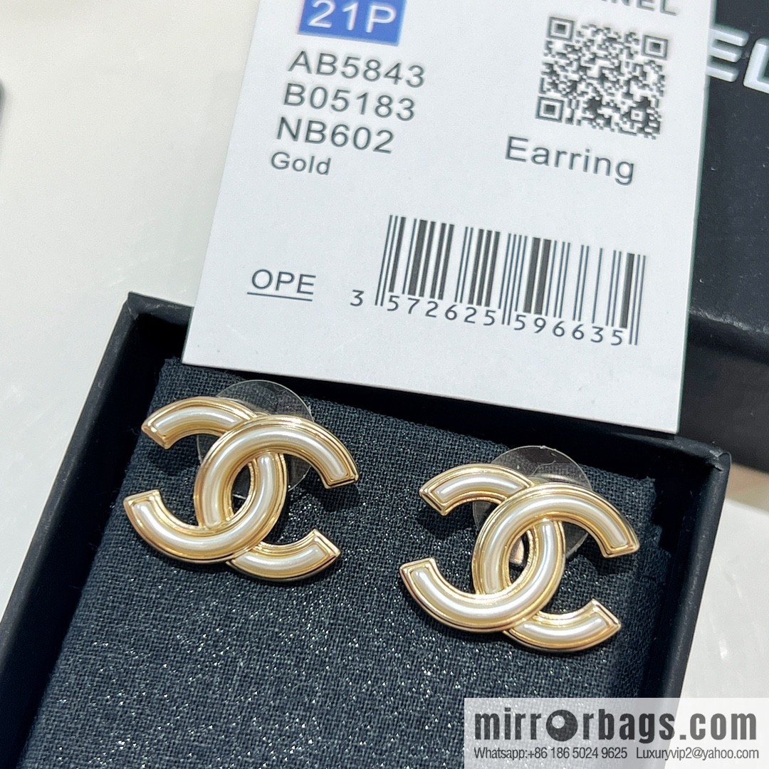 New ☑️ Chanel c1 double c stud earrings