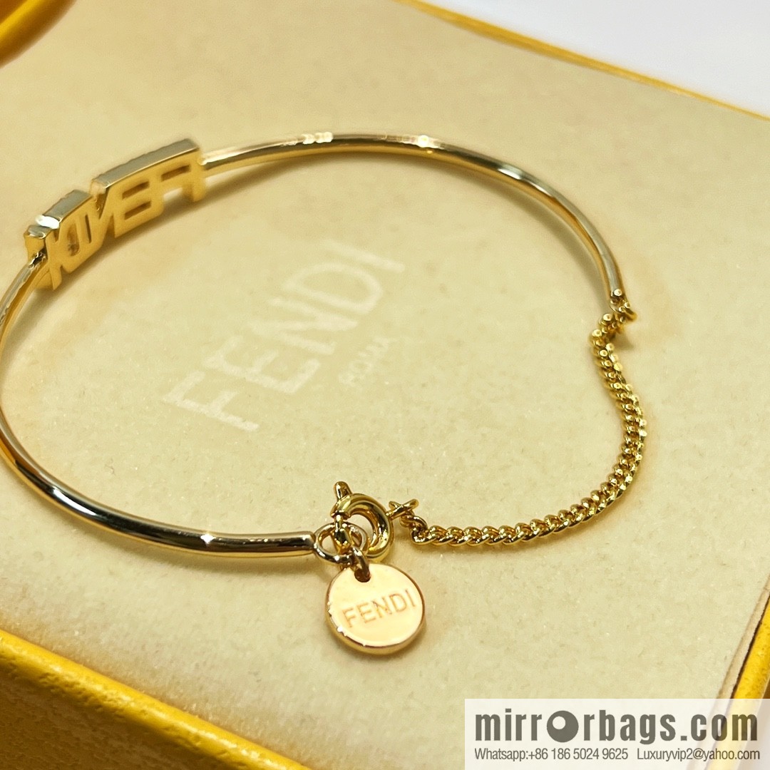 New FENDI Fendi full diamond letter bracelet bracelet