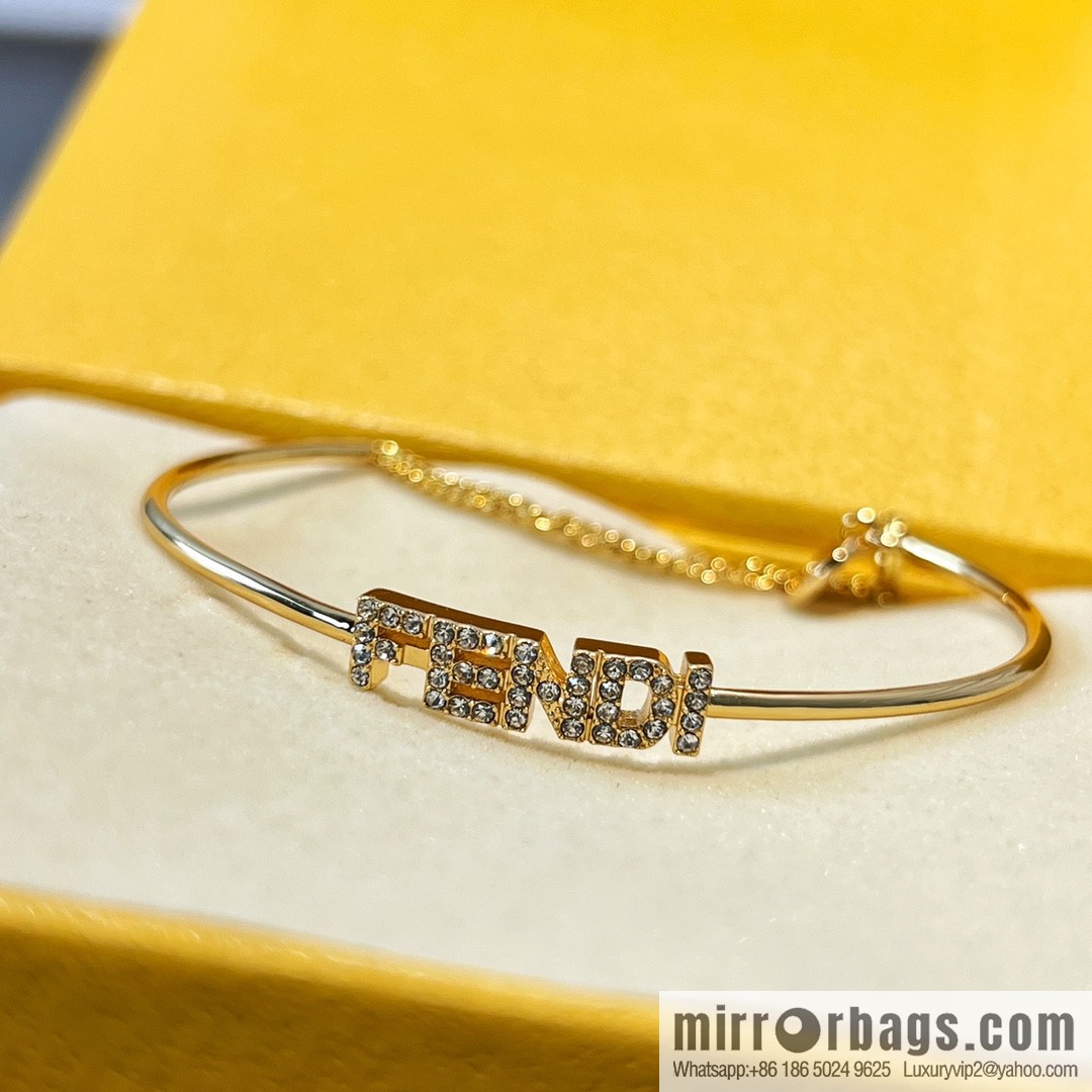 New FENDI Fendi full diamond letter bracelet bracelet