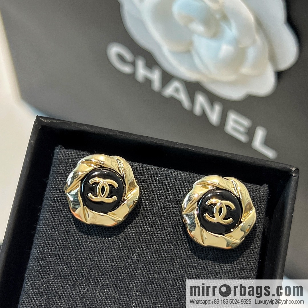 New ☑️ Chanel double c black stud earrings