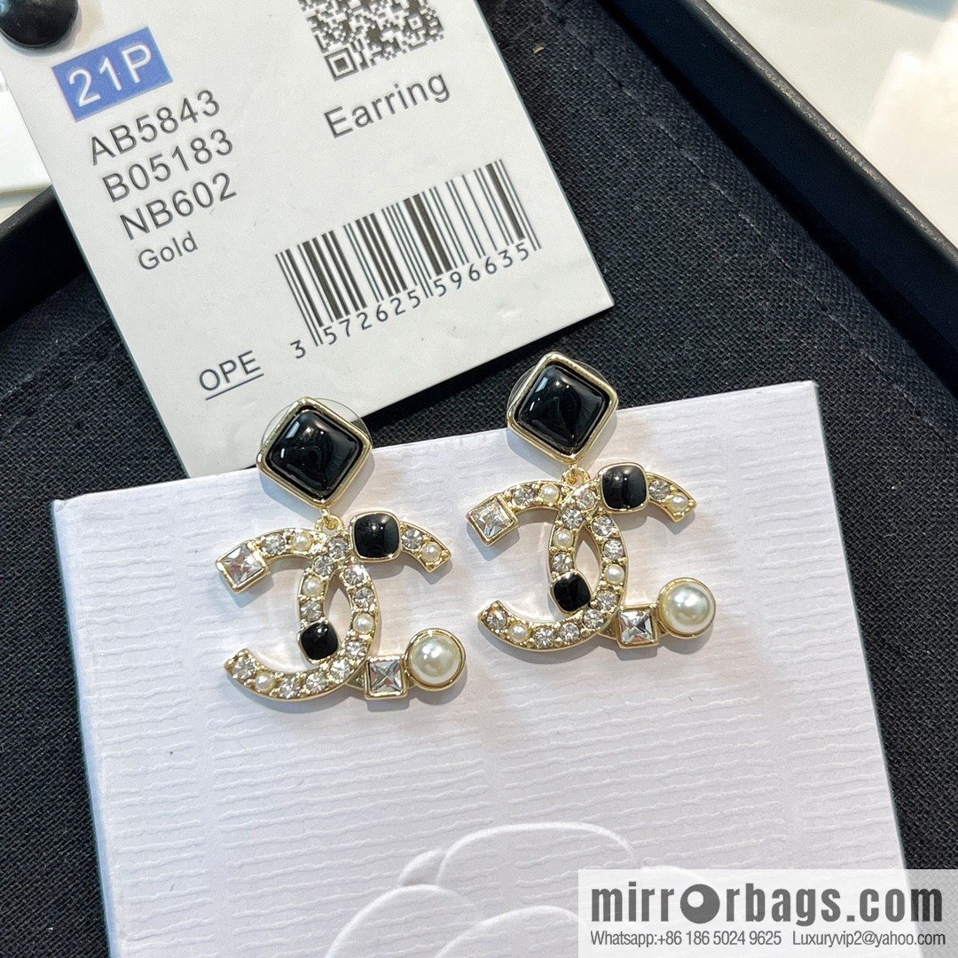 New ☑️ Chanel c2 double c black diamond pearl stud earrings