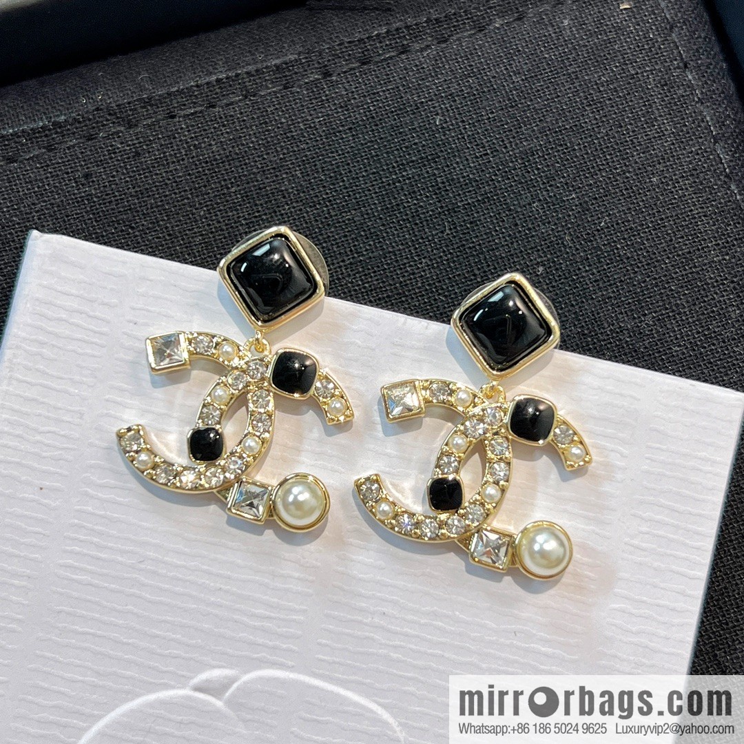 New ☑️ Chanel c2 double c black diamond pearl stud earrings