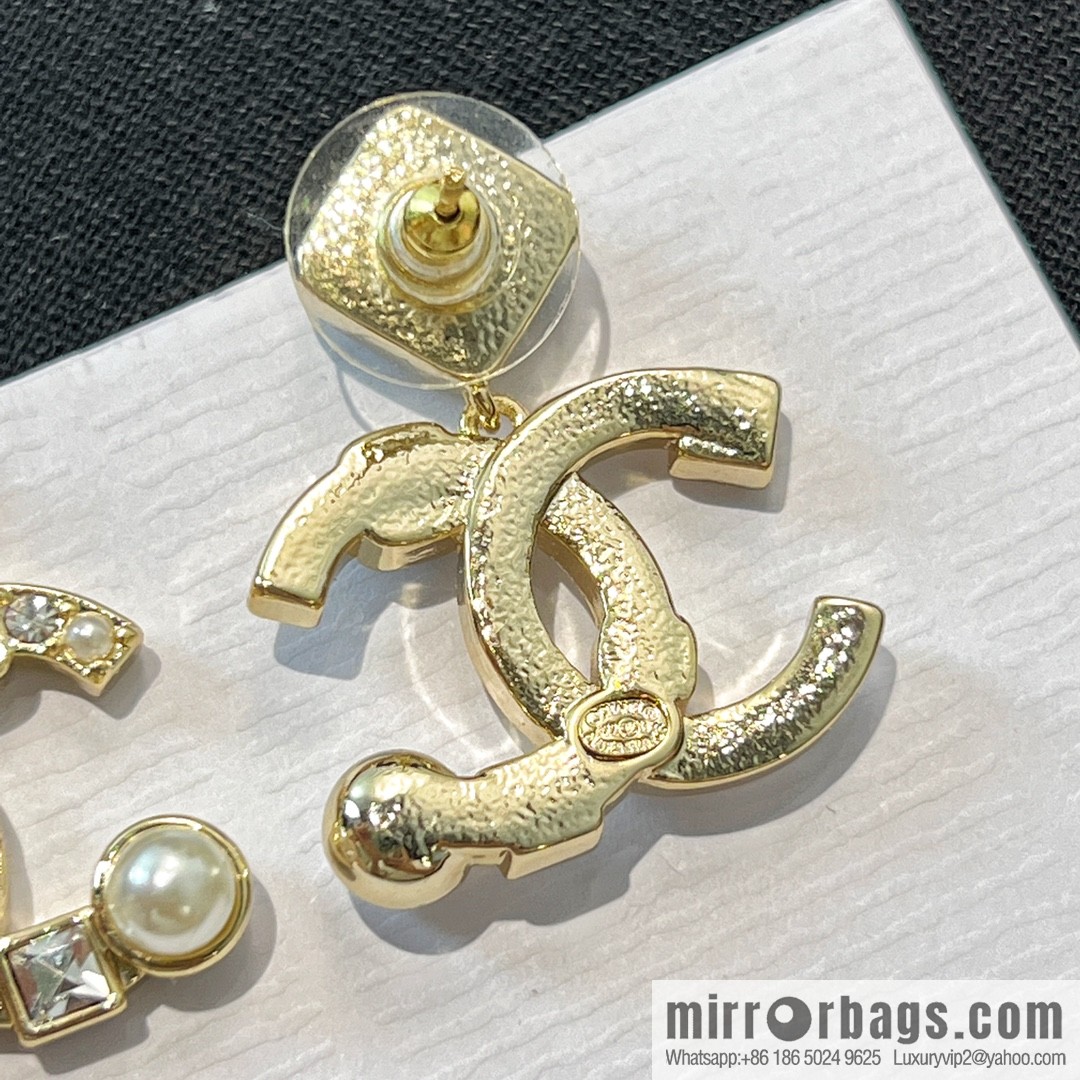 New ☑️ Chanel c2 double c black diamond pearl stud earrings