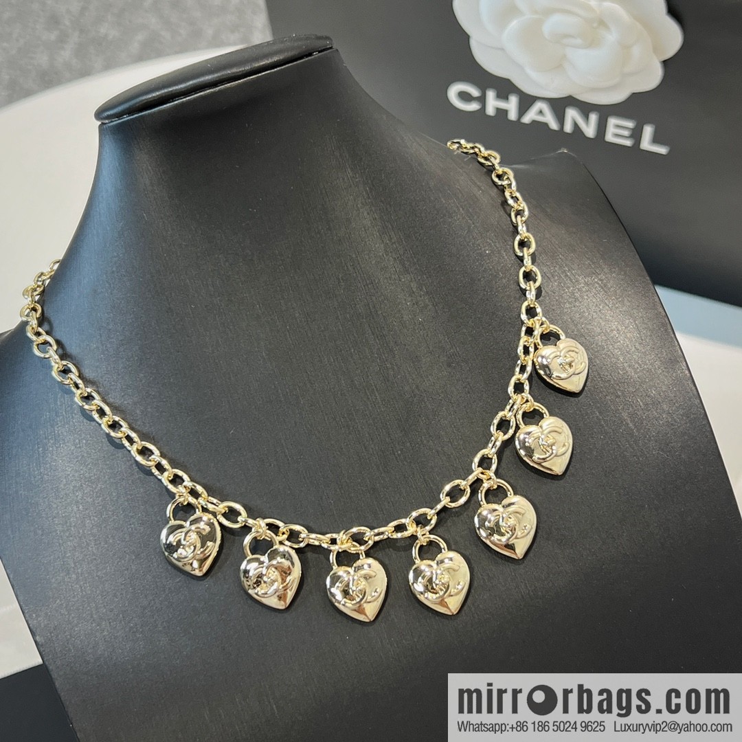 New ☑️ Chanel peach heart love necklace