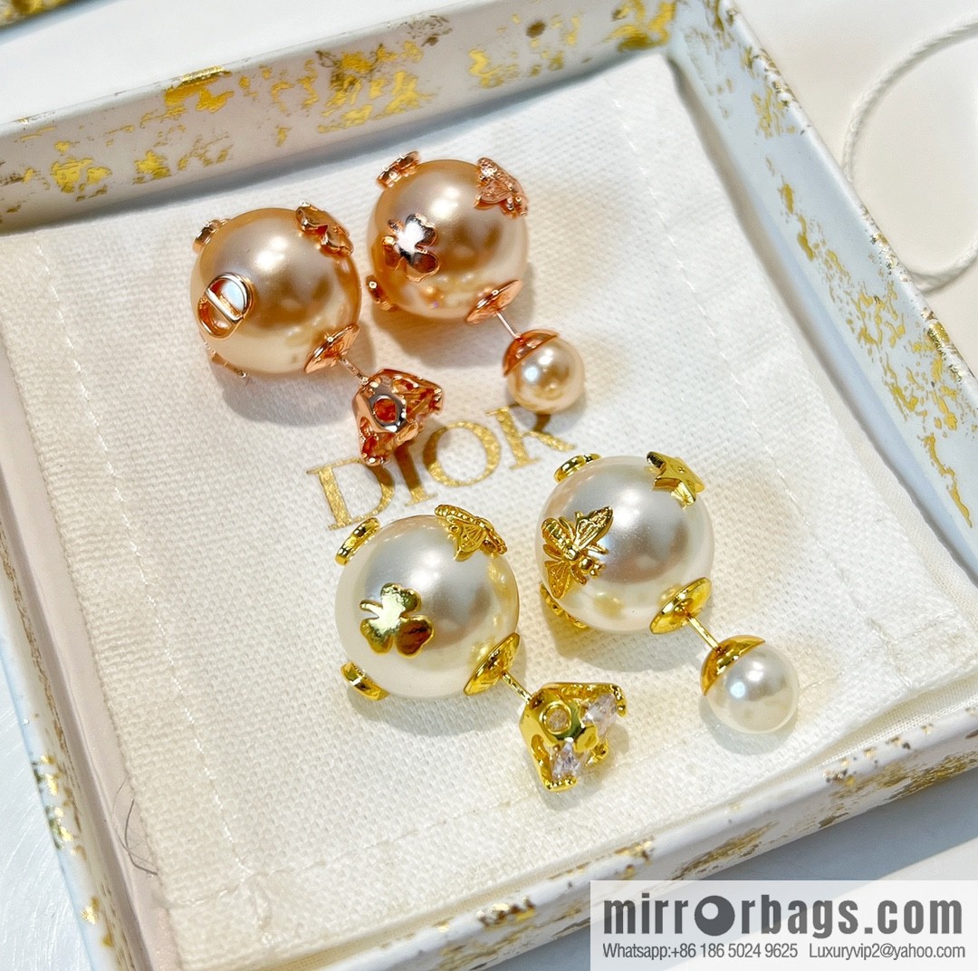 New ☑️ Dior CD size pearl stud earrings