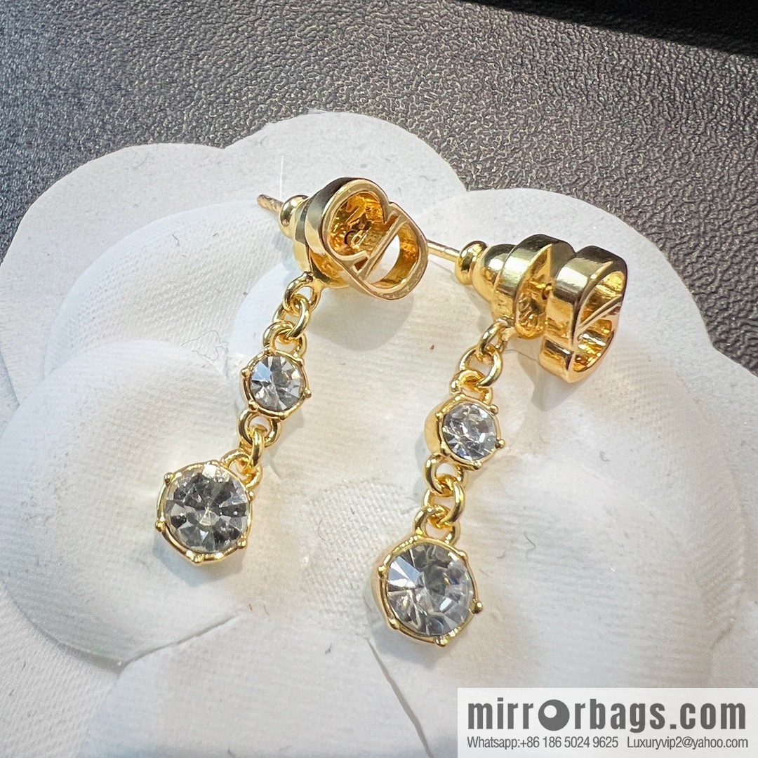 New ☑️ Dior CD single drill stud earrings