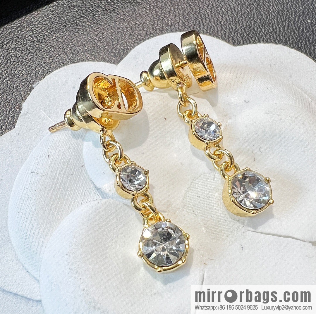 New ☑️ Dior CD single drill stud earrings