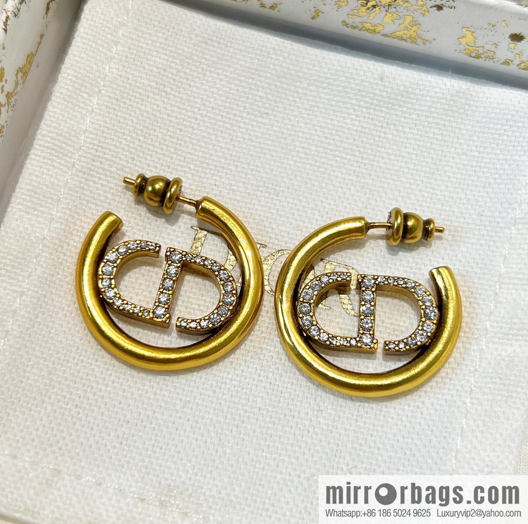 New ☑️ Dior CD stud earrings