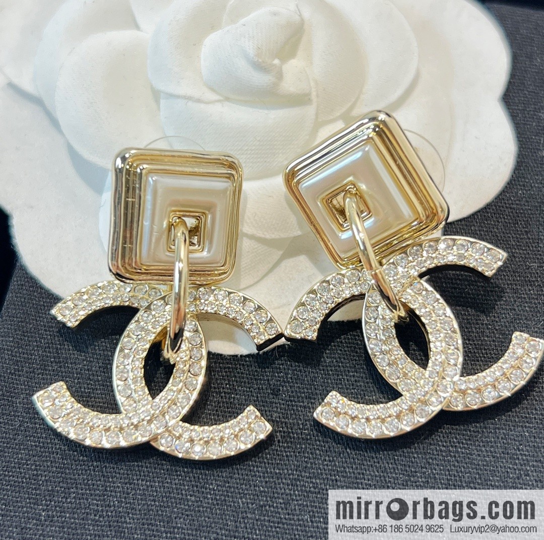 New ☑️ Chanel c2 double c full diamond square stud earrings
