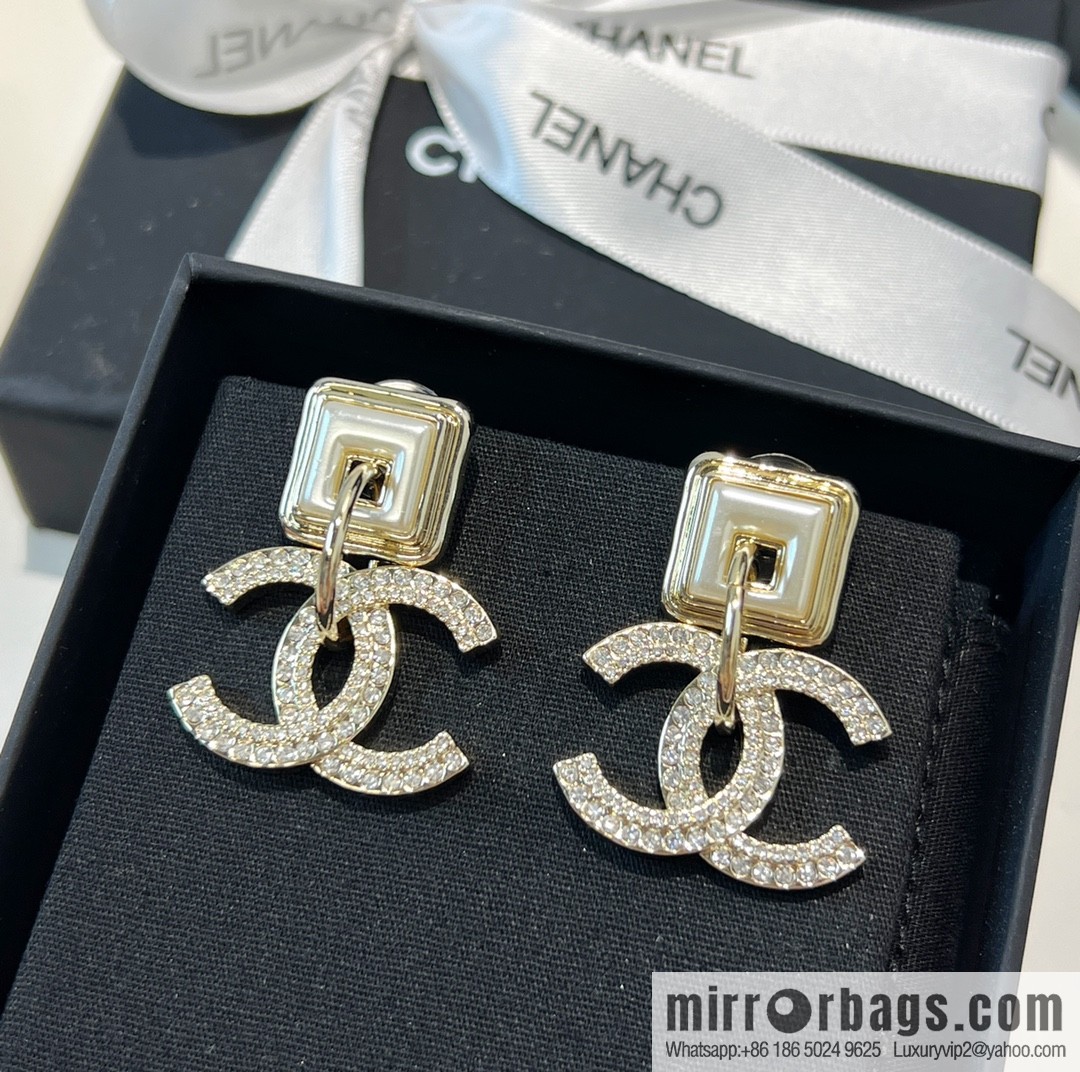 New ☑️ Chanel c2 double c full diamond square stud earrings