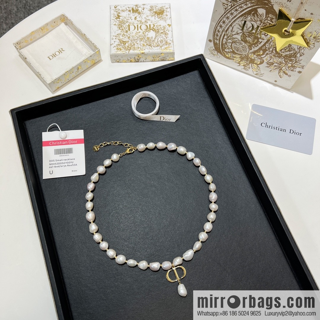 New ☑️ Dior CD pearl necklace