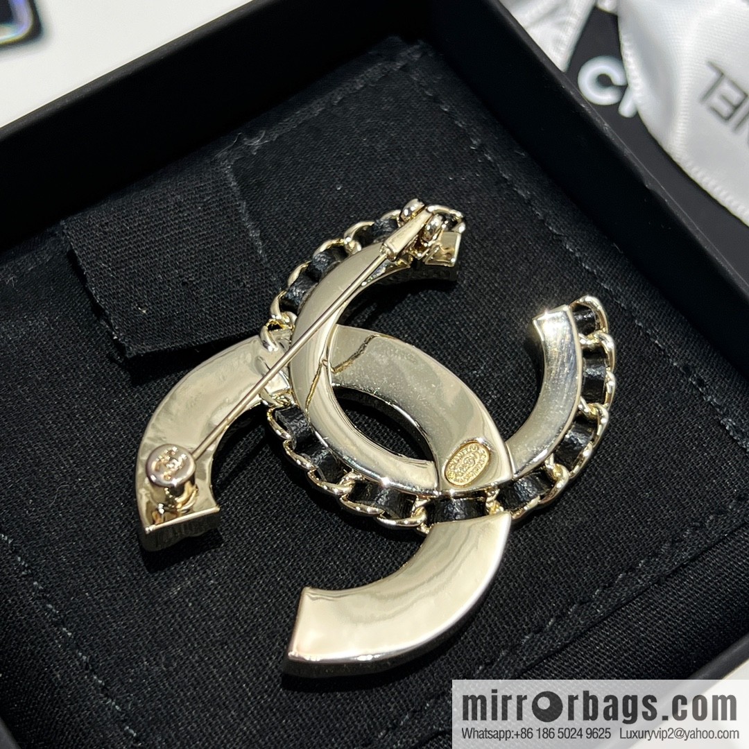 New ☑️ Chanel double c black leather rope pearl brooch