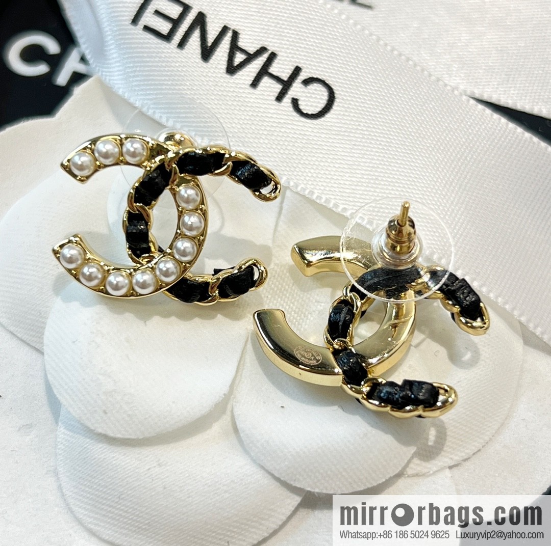 New ☑️ Chanel double c pearl black leather rope stud earrings