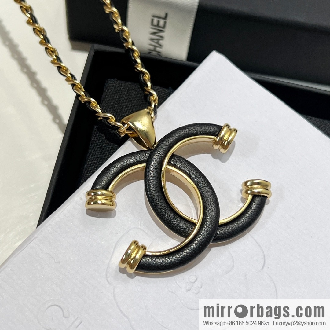 New ☑️ Chanel double c black leather rope necklace