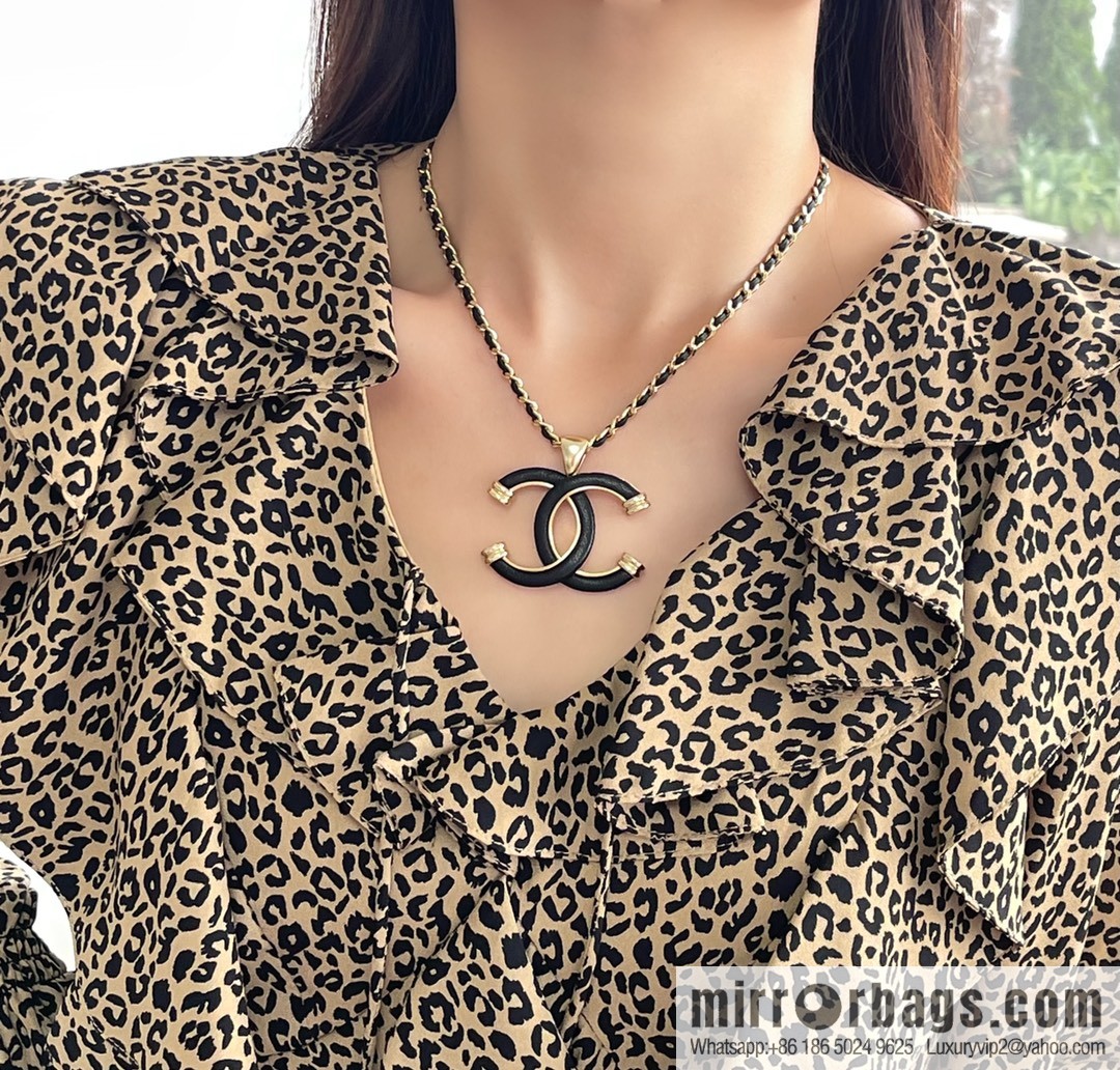 New ☑️ Chanel double c black leather rope necklace