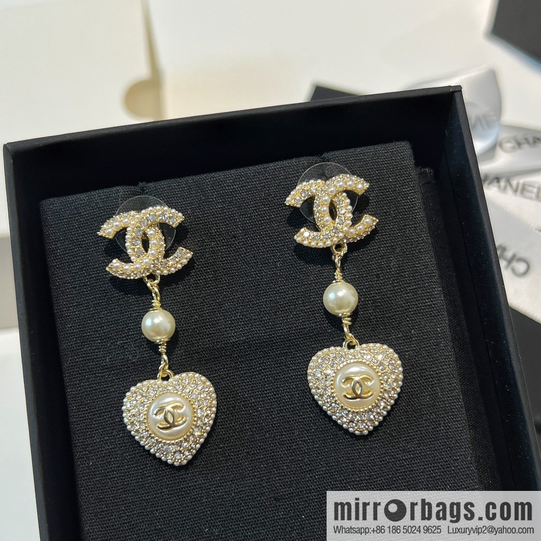 New ☑️ Chanel c3 double c full diamond peach heart love stud earrings