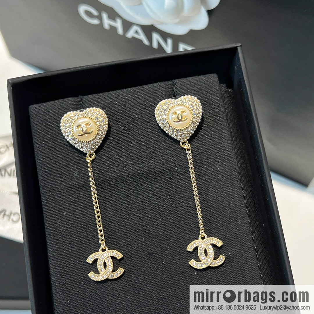 New ☑️ Chanel c2 double c full diamond peach heart love stud earrings