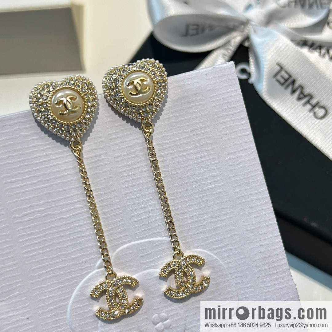 New ☑️ Chanel c2 double c full diamond peach heart love stud earrings
