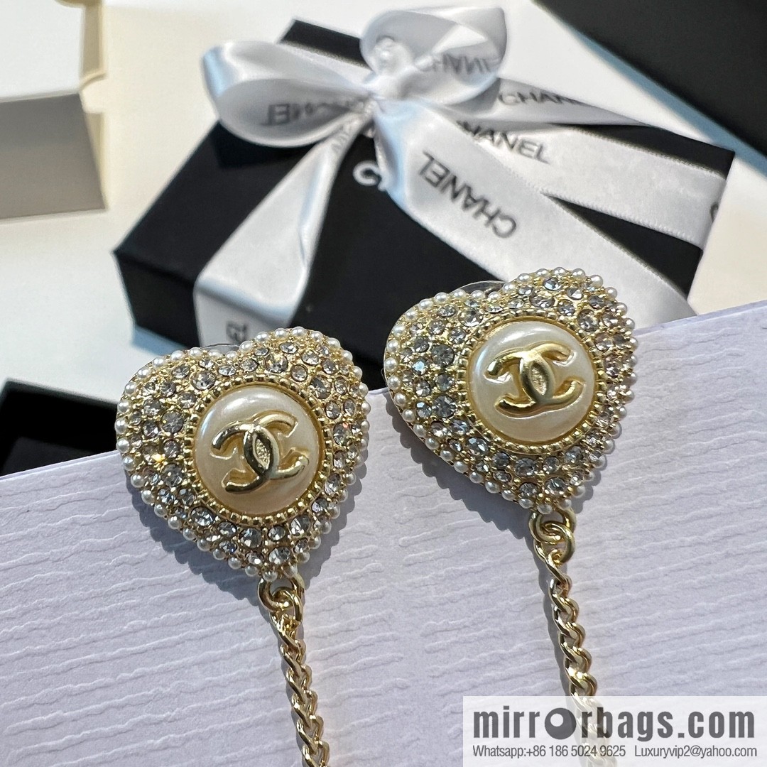 New ☑️ Chanel c2 double c full diamond peach heart love stud earrings