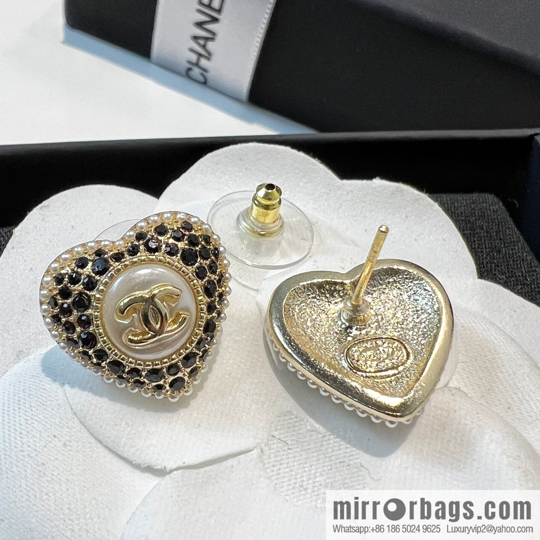 New ☑️ Chanel c1 double c full diamond peach heart love stud earrings