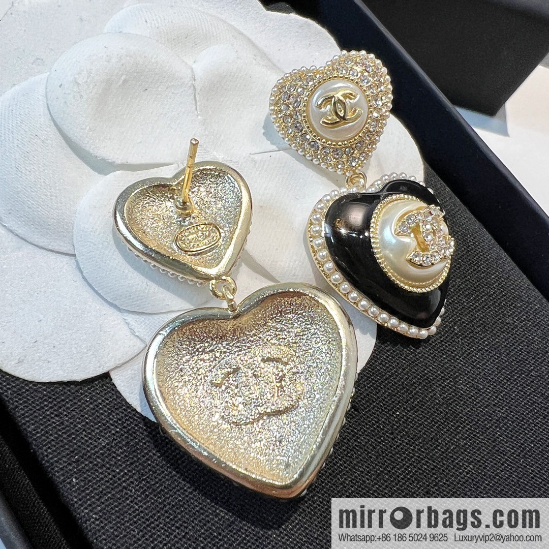 New ☑️ Chanel c2 double c full diamond peach heart love stud earrings