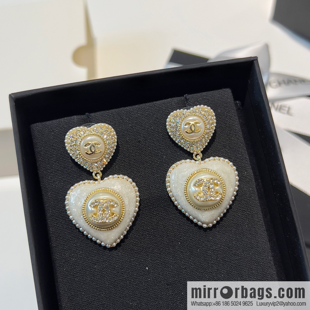 New ☑️ Chanel c2 double c full diamond peach heart love stud earrings