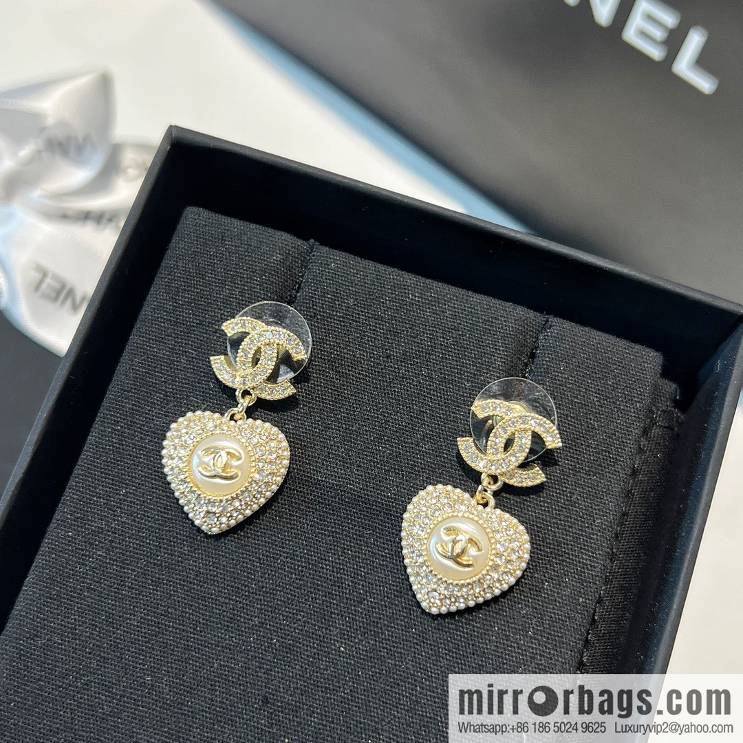 New ☑️ Chanel c2 double c full diamond peach heart love stud earrings