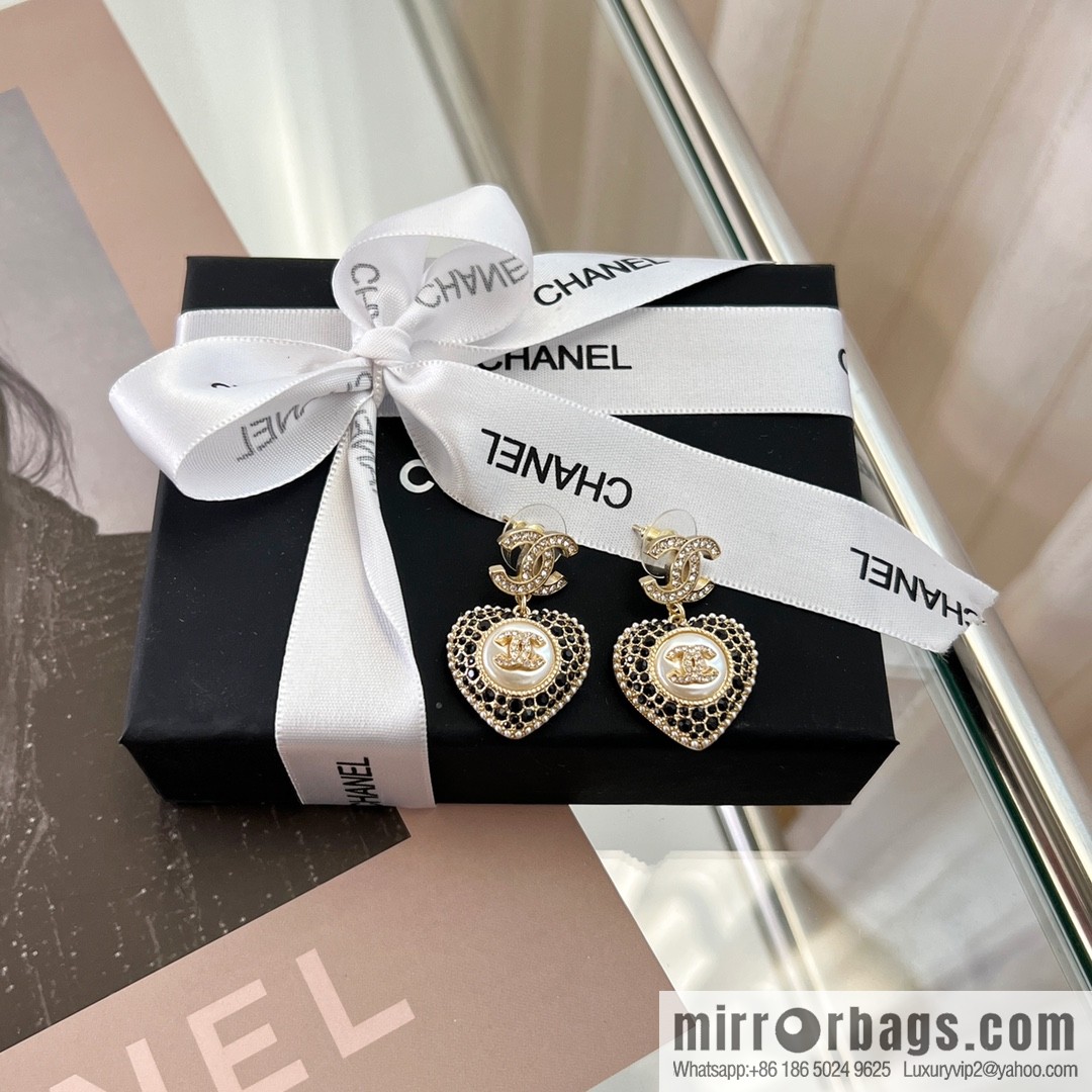 New ☑️ Chanel c2 double c full diamond peach heart love stud earrings