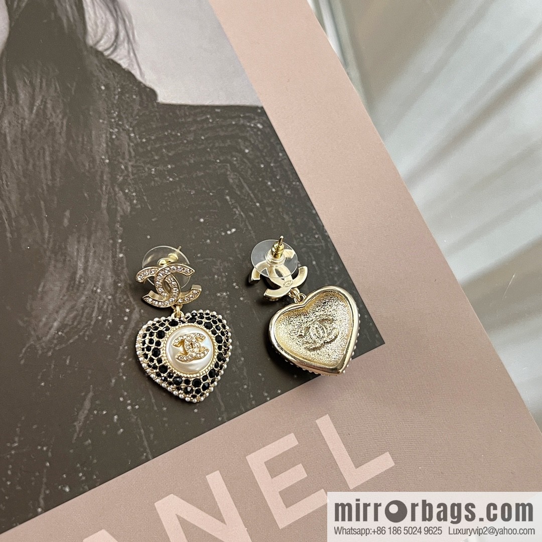 New ☑️ Chanel c2 double c full diamond peach heart love stud earrings