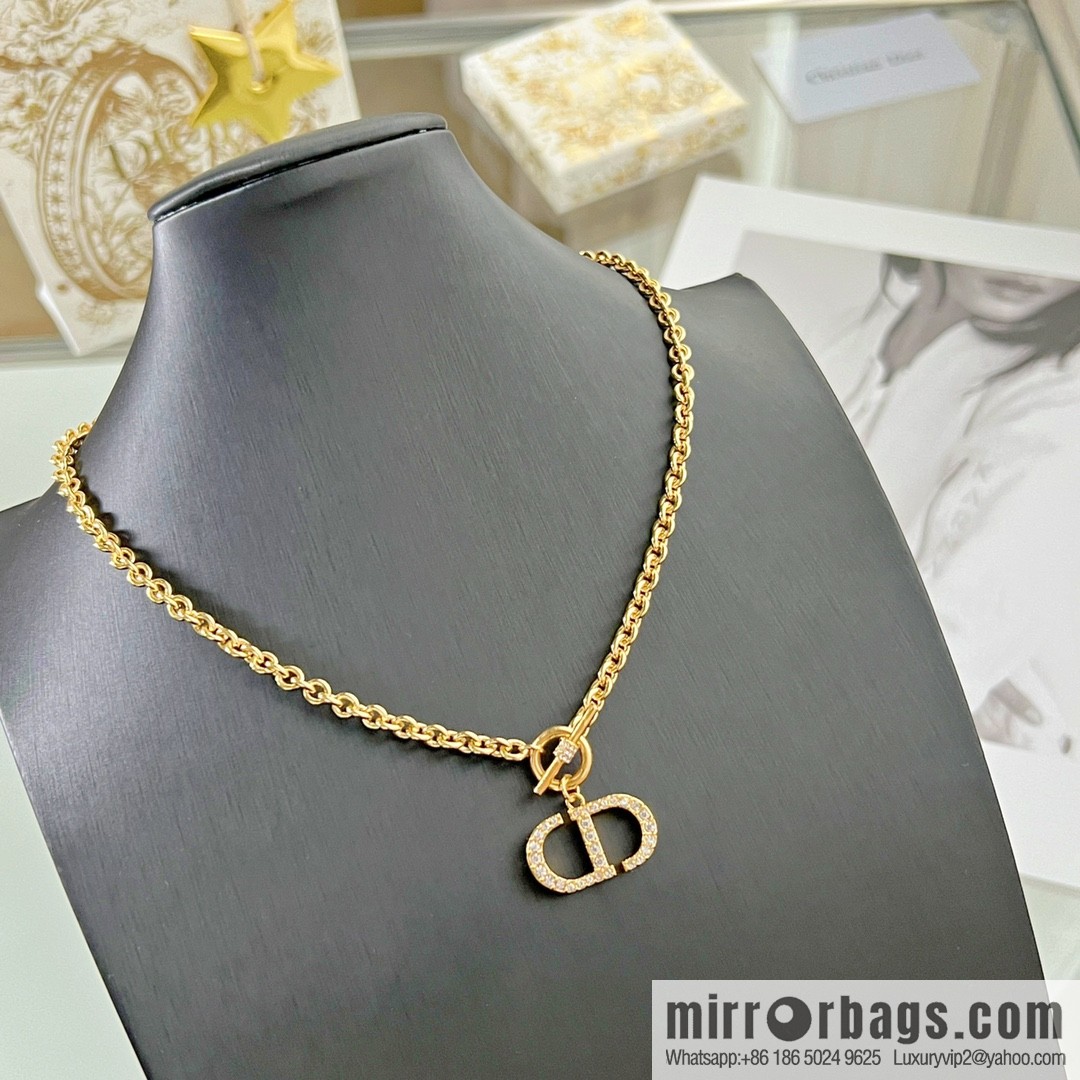New ☑️ Dior CD necklace