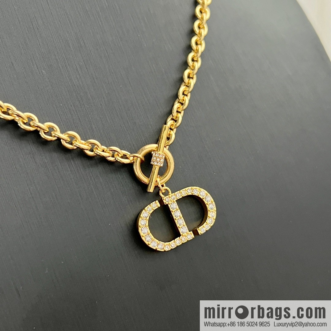 New ☑️ Dior CD necklace