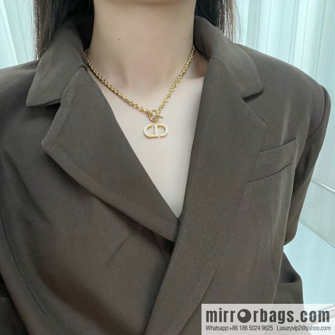 New ☑️ Dior CD necklace