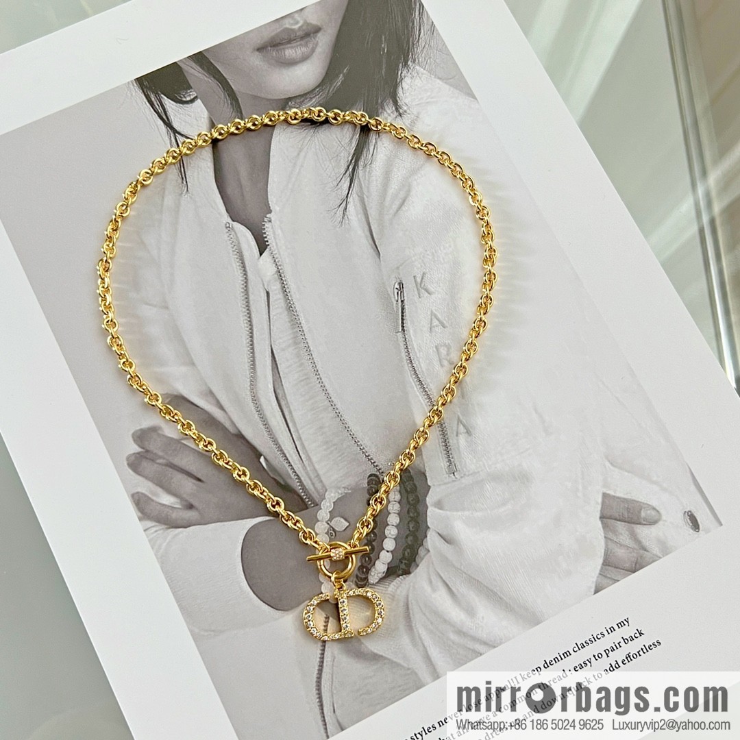 New ☑️ Dior CD necklace