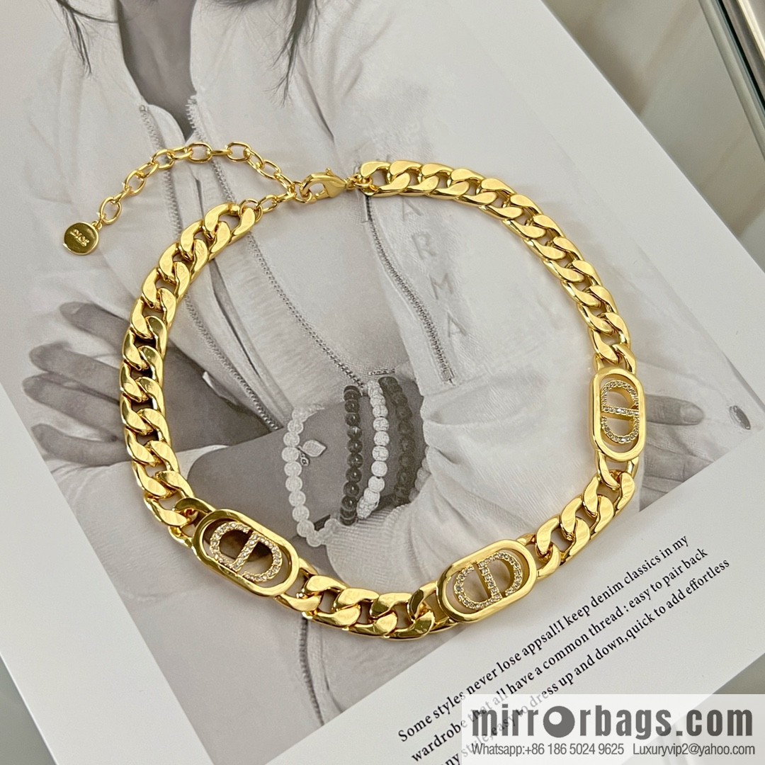New ☑️ Dior CD necklace