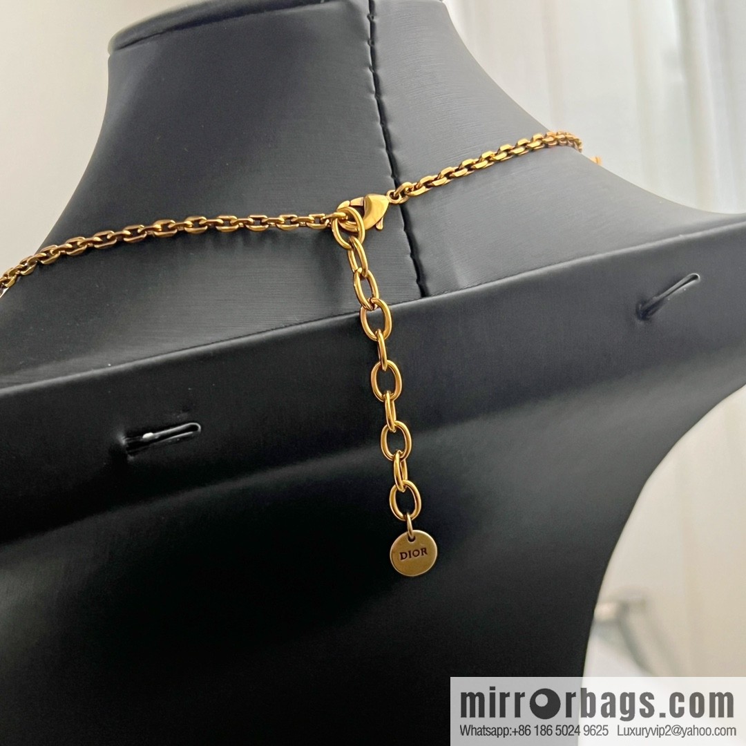 New ☑️ Dior CD necklace