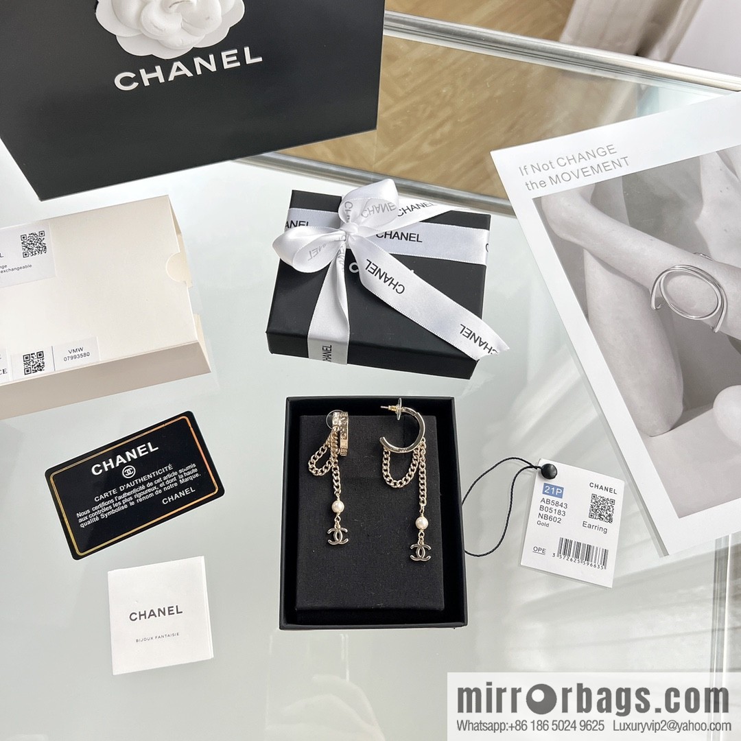 New ☑️ Chanel double c fringed pearl stud earrings