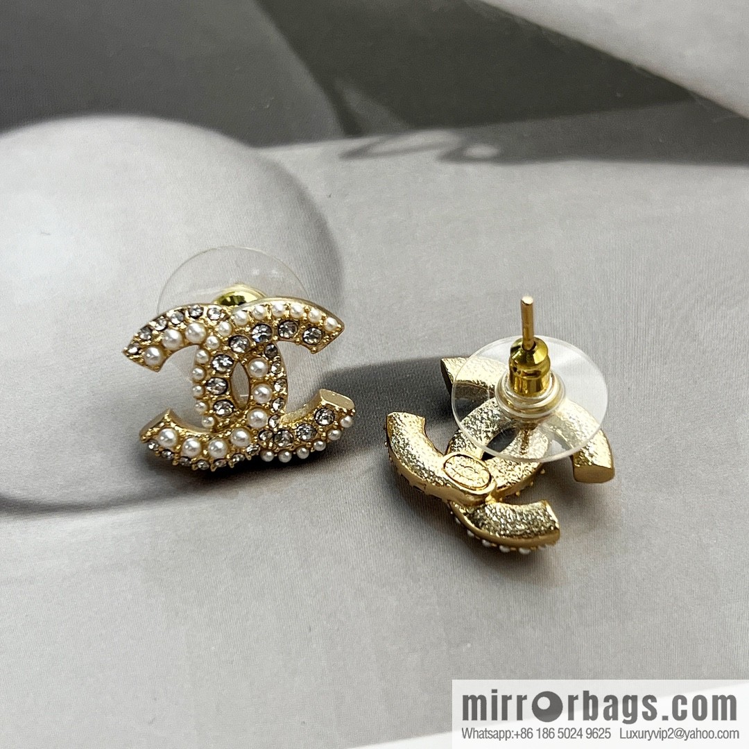 New ☑️ Chanel c1 double c pearl black diamond stud earrings