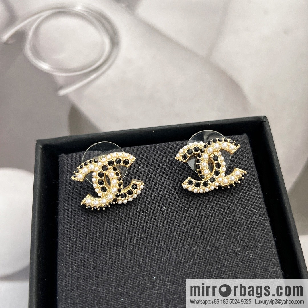New ☑️ Chanel c1 double c pearl black diamond stud earrings
