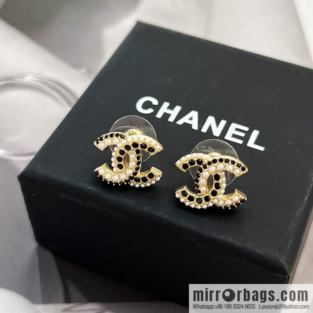 New ☑️ Chanel c1 double c pearl black diamond stud earrings