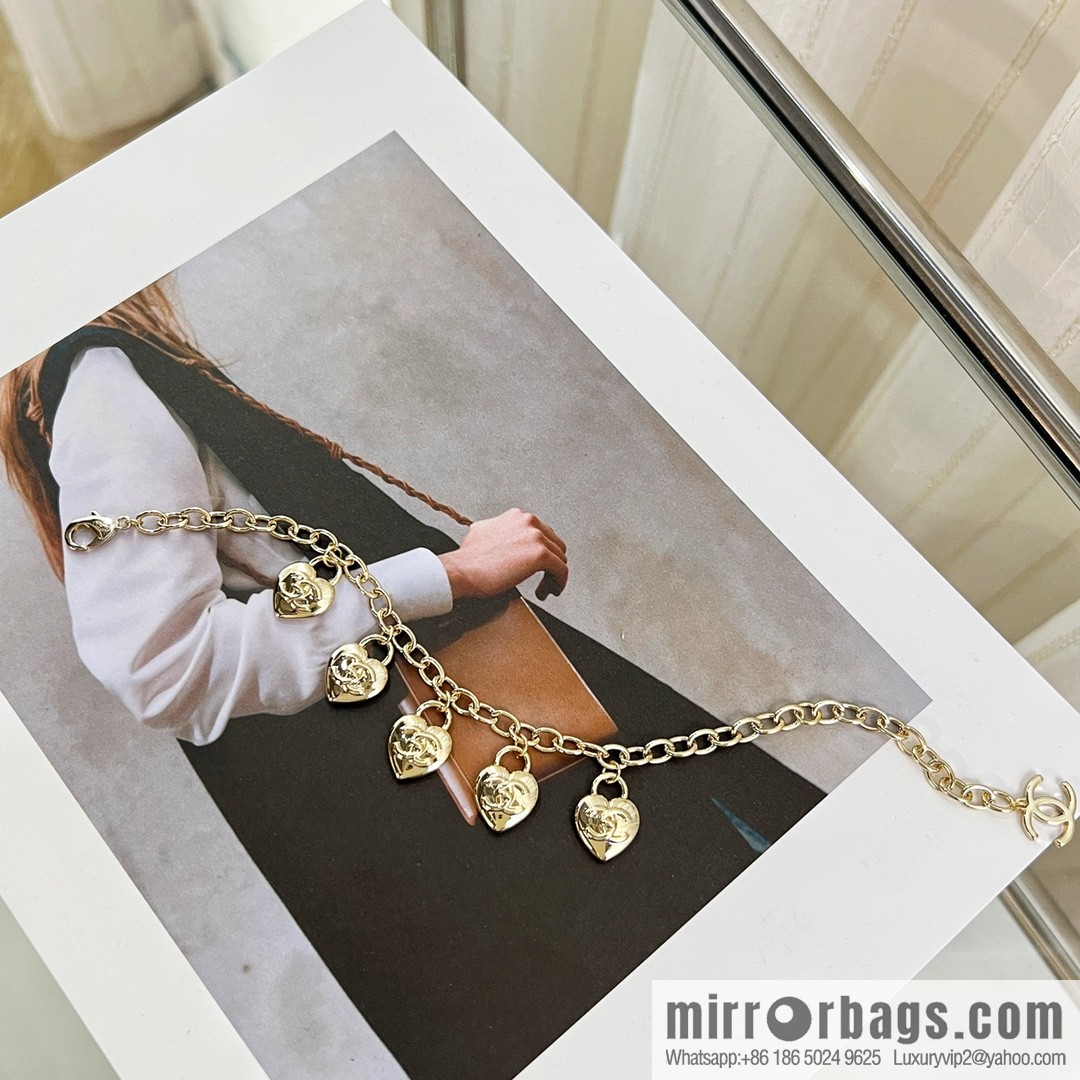 New ☑️ Chanel heart love bracelet