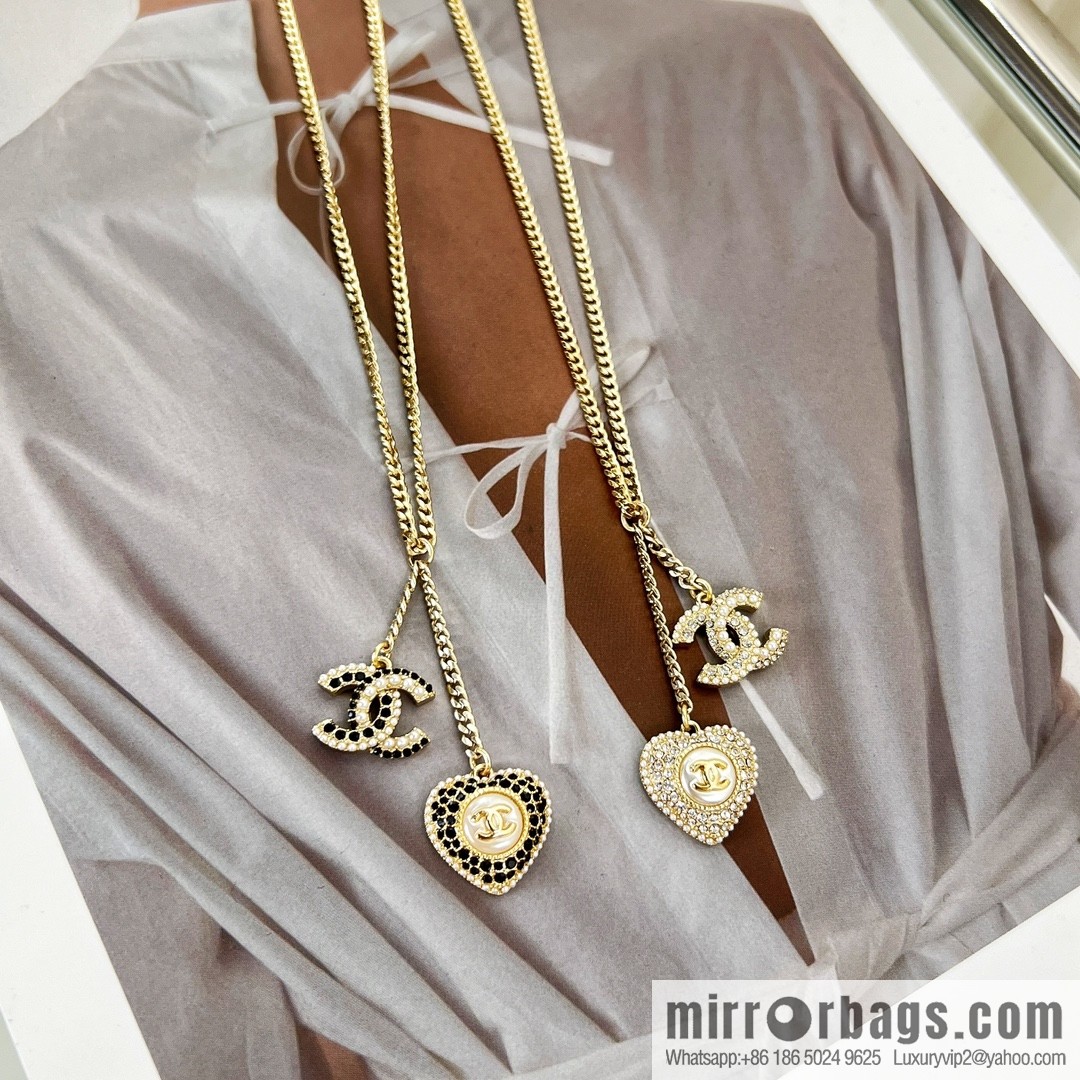 New ☑️ Chanel full diamond peach heart double c necklace
