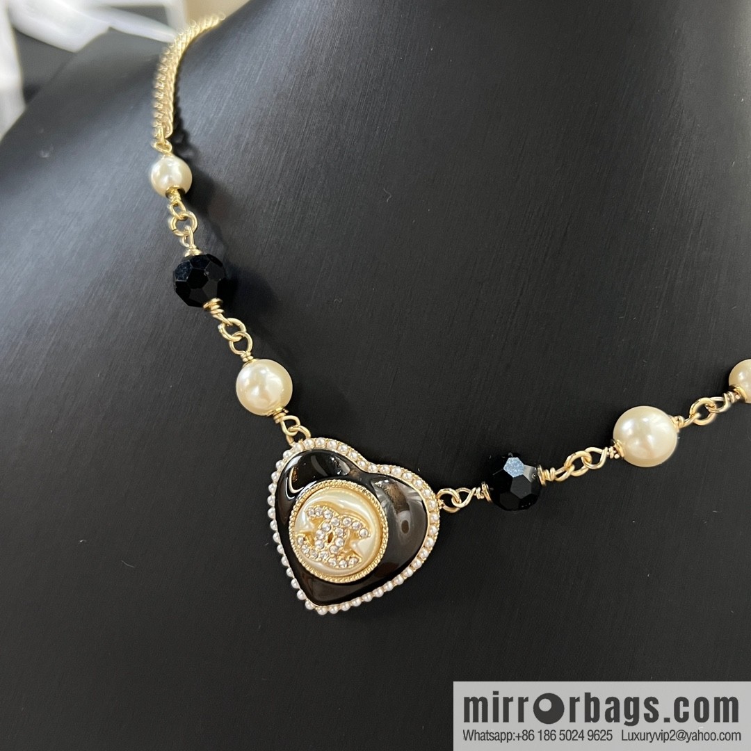 New ☑️ Chanel double c peach heart black diamond necklace