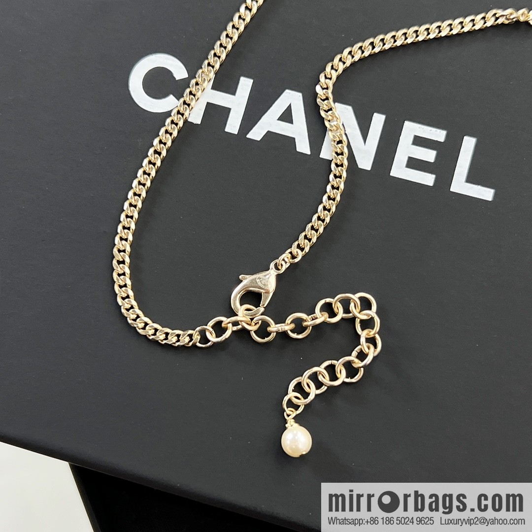 New ☑️ Chanel double c peach heart black and white diamond sweater chain necklace