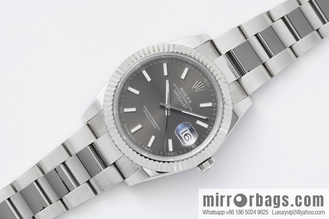 After repeated tempering, the Rolex log series watch 41MM3235 movement was created