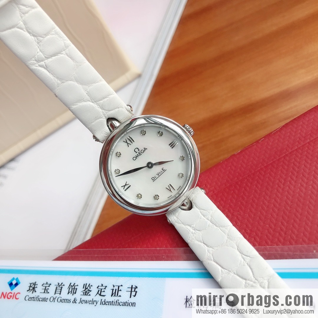 The Omega disc fly series belongs to the same Swiss quartz movement
