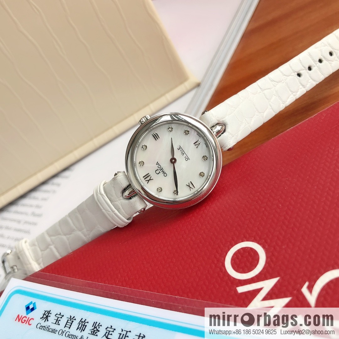 The Omega disc fly series belongs to the same Swiss quartz movement