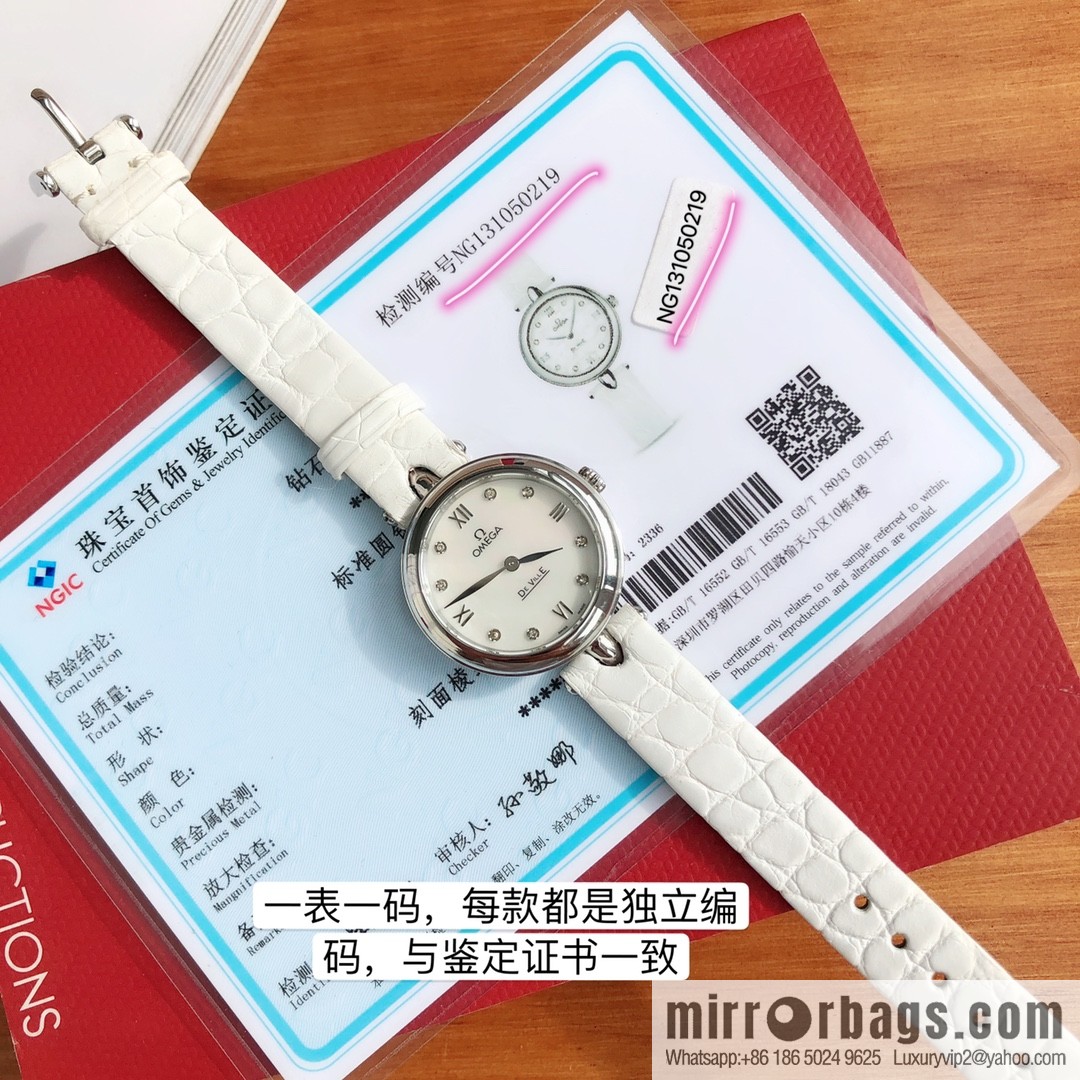 The Omega disc fly series belongs to the same Swiss quartz movement