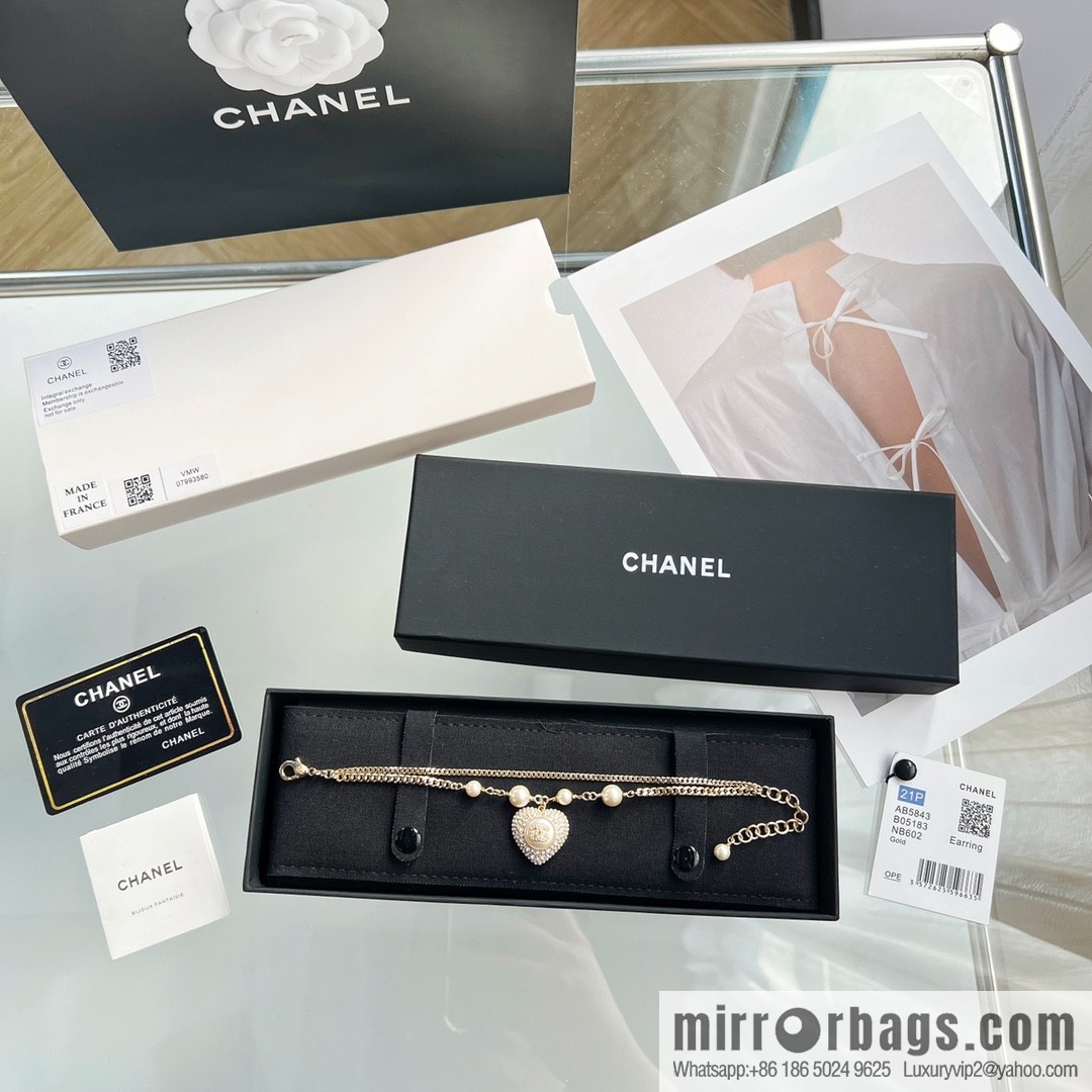New ☑️ Chanel full diamond peach heart double c bracelet