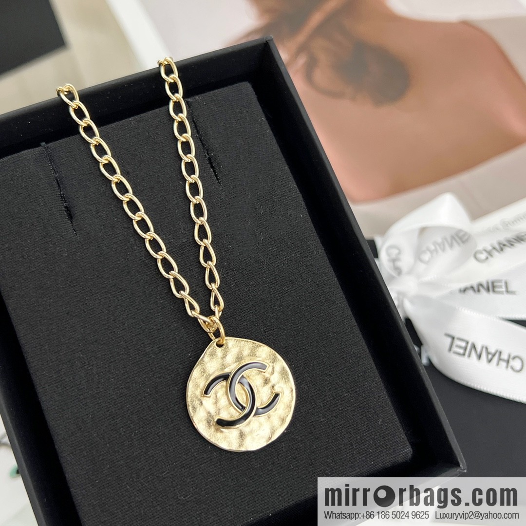 New ☑️ Chanel double c round necklace necklace