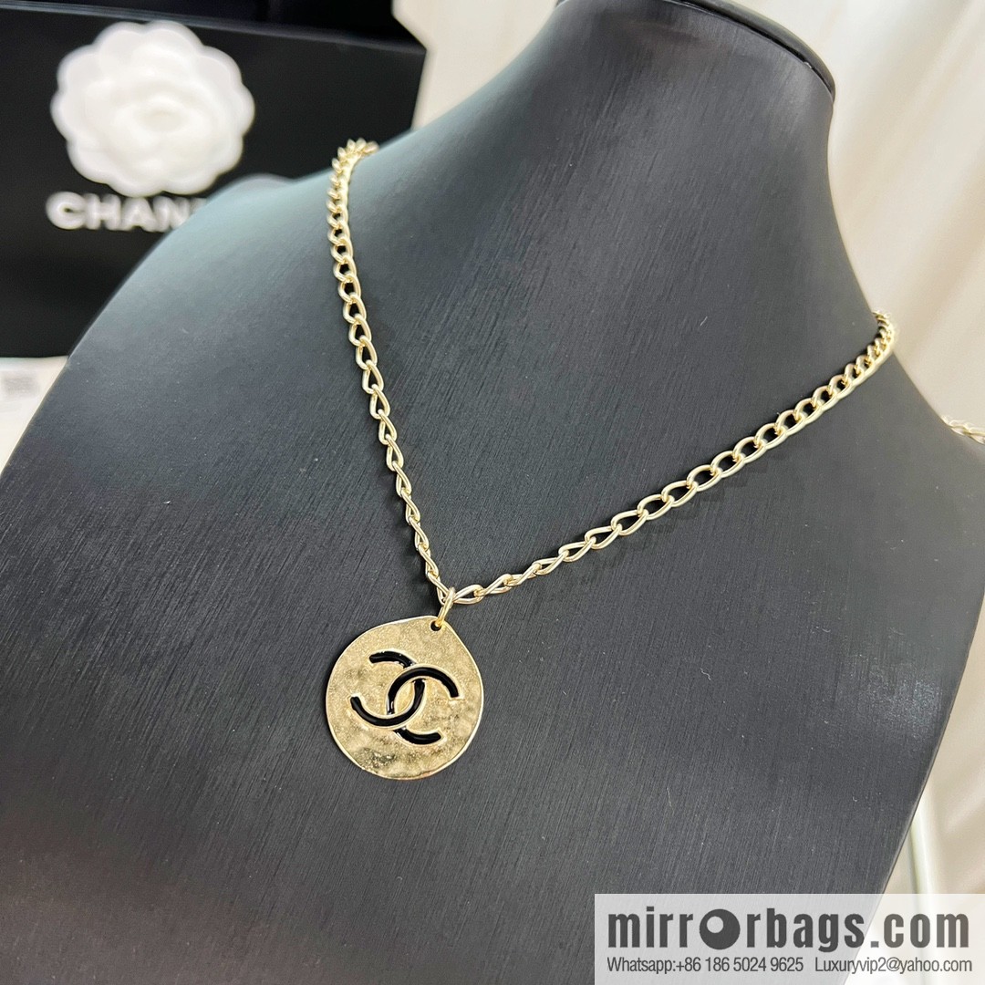 New ☑️ Chanel double c round necklace necklace